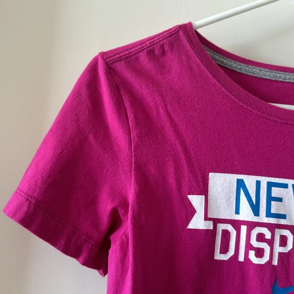 Nike Slim Fit Graphic Tee